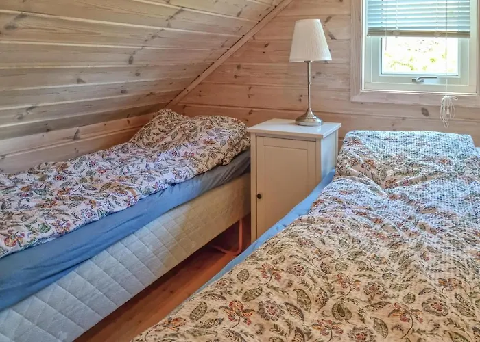 4 Bedroom In Дом отдыха Spangereid