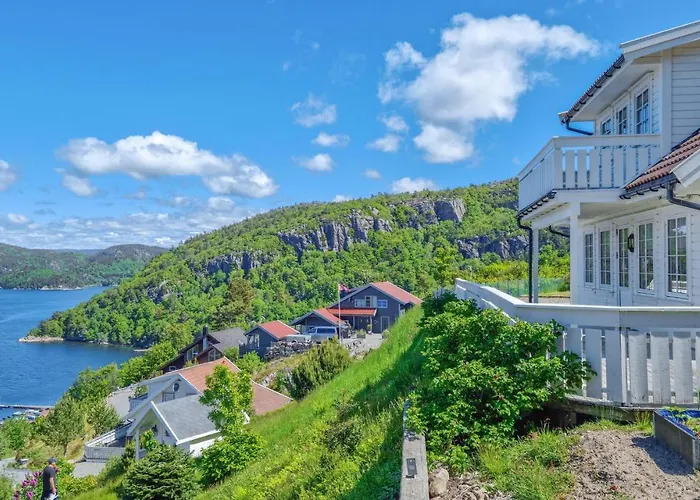 4 Bedroom In * Spangereid